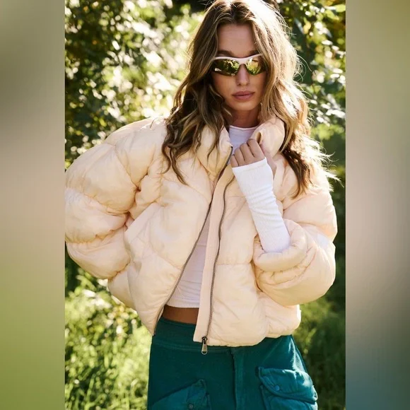 NWT Free People in a Bubble Puffer in linen - M - Picture 2 of 5